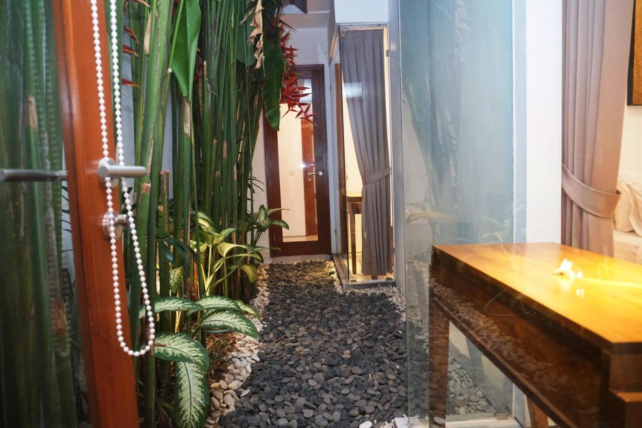 Nil * Seminyak (Bali)